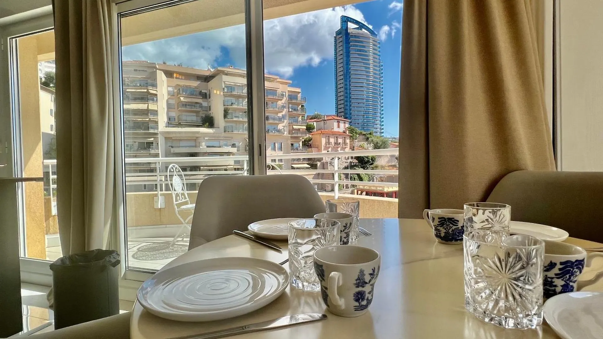 Holiday home Penthouse Mc & Sea View -Parking Villa Beausoleil