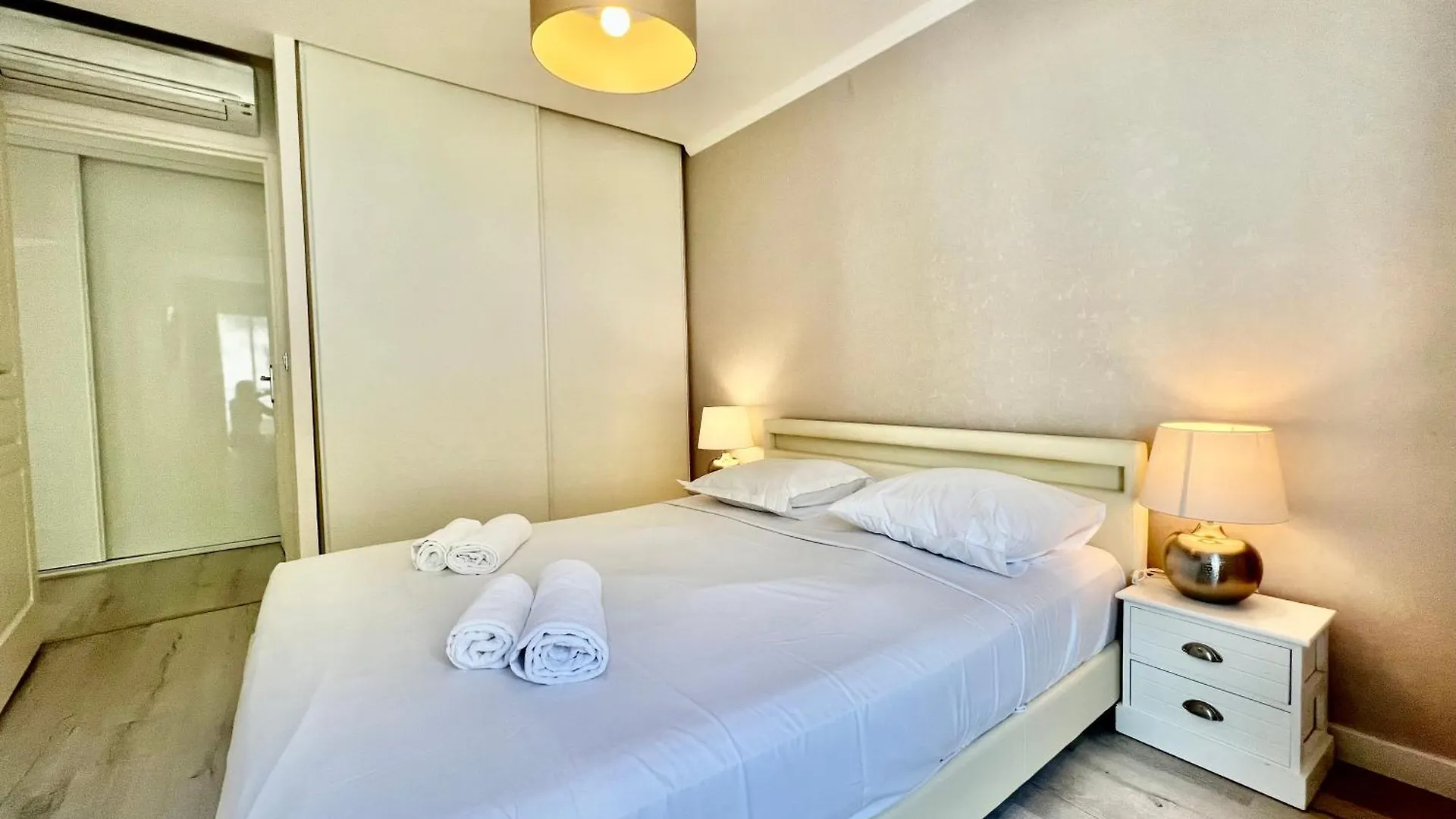 Holiday home Penthouse Mc & Sea View -Parking Villa Beausoleil